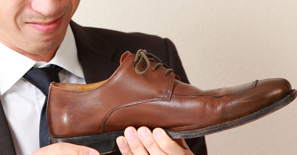 蒸れない革靴～原因と対策