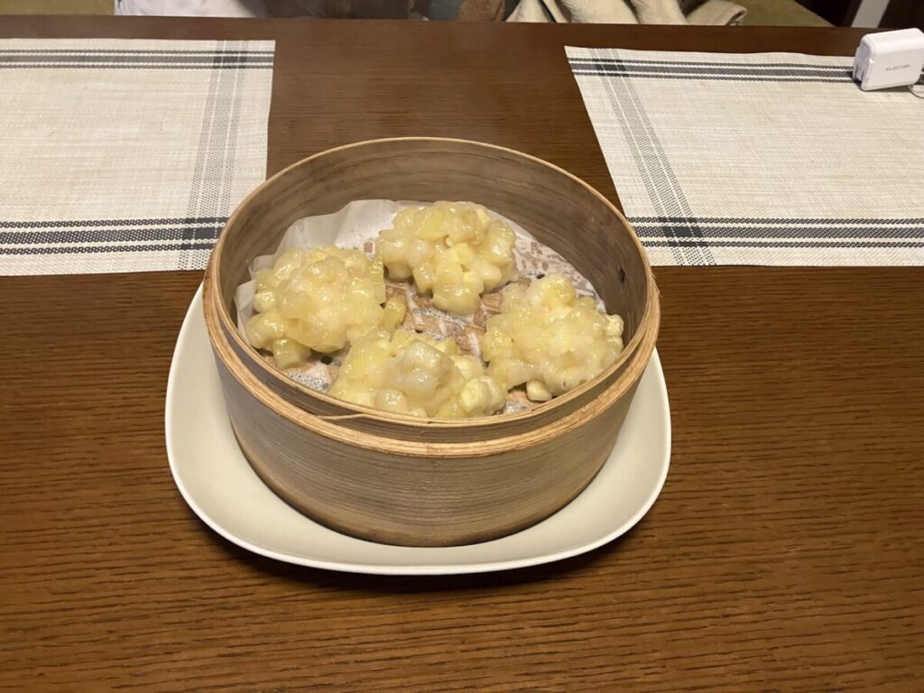 せいろで鬼饅頭